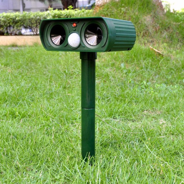 Отпугиватель животных, грызунов, птиц Solar Animal Repeller на солнечной батарее