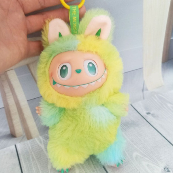 Коллекционная фигурка Labubu 17 см с элементом-сюрпризом виниловая