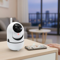 Камера відеоспостереження CAMERA Wifi QC011 Біла Бездротова поворотна відеоня з інфрачервоною підсвіткою