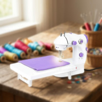 Портативная швейная машинка для дома с педалью и доской Sewing SM202A работает от сети или батареек (4x