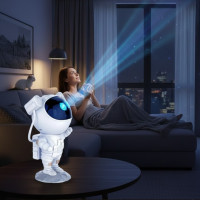 Нічна лампа-проектор Sky Star Astronaut Lamp, із зоряним небом та дистанційним керуванням