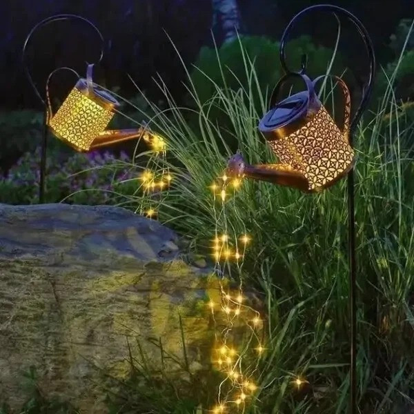 Садовый фонарь Лейка на солнечной батарее с LED подсветкой на колышке высотой 80 см