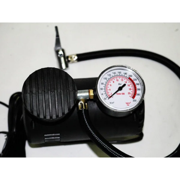 Автомобильный компрессор Air Compressor 300pi